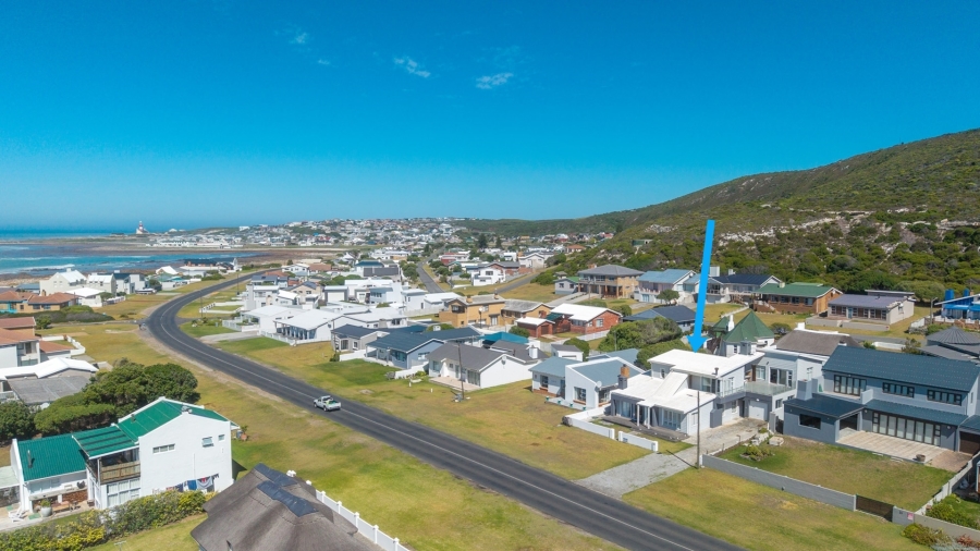 6 Bedroom Property for Sale in Agulhas Western Cape